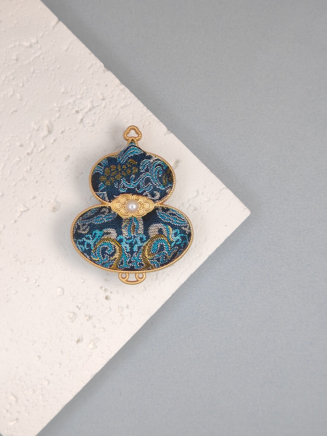 Blue & Gold 'Bada Yun' Gourd